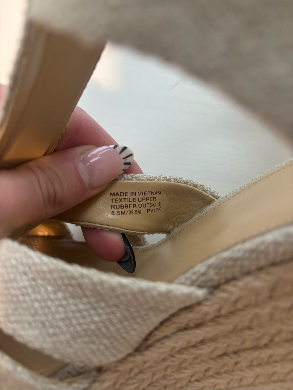 Michael Kors Women’s Berkley Mid Wedge - Picture 10 of 12